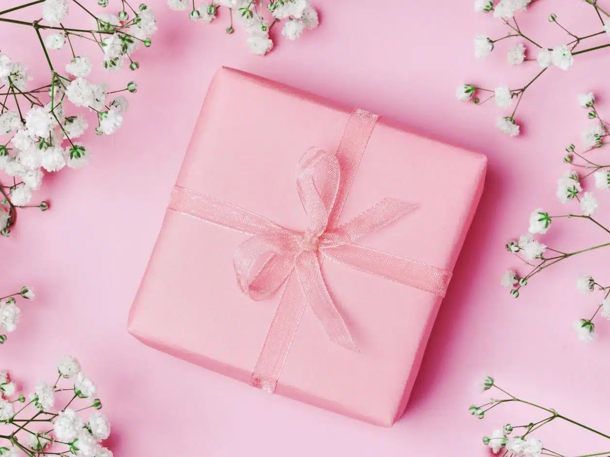 Quel cadeau offrir pour les 50 ans d’une femme ?