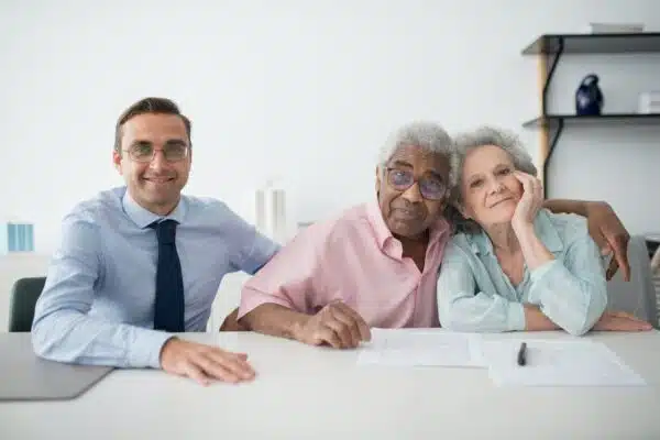 Organiser la fin de vie des seniors : découvrir les options possibles