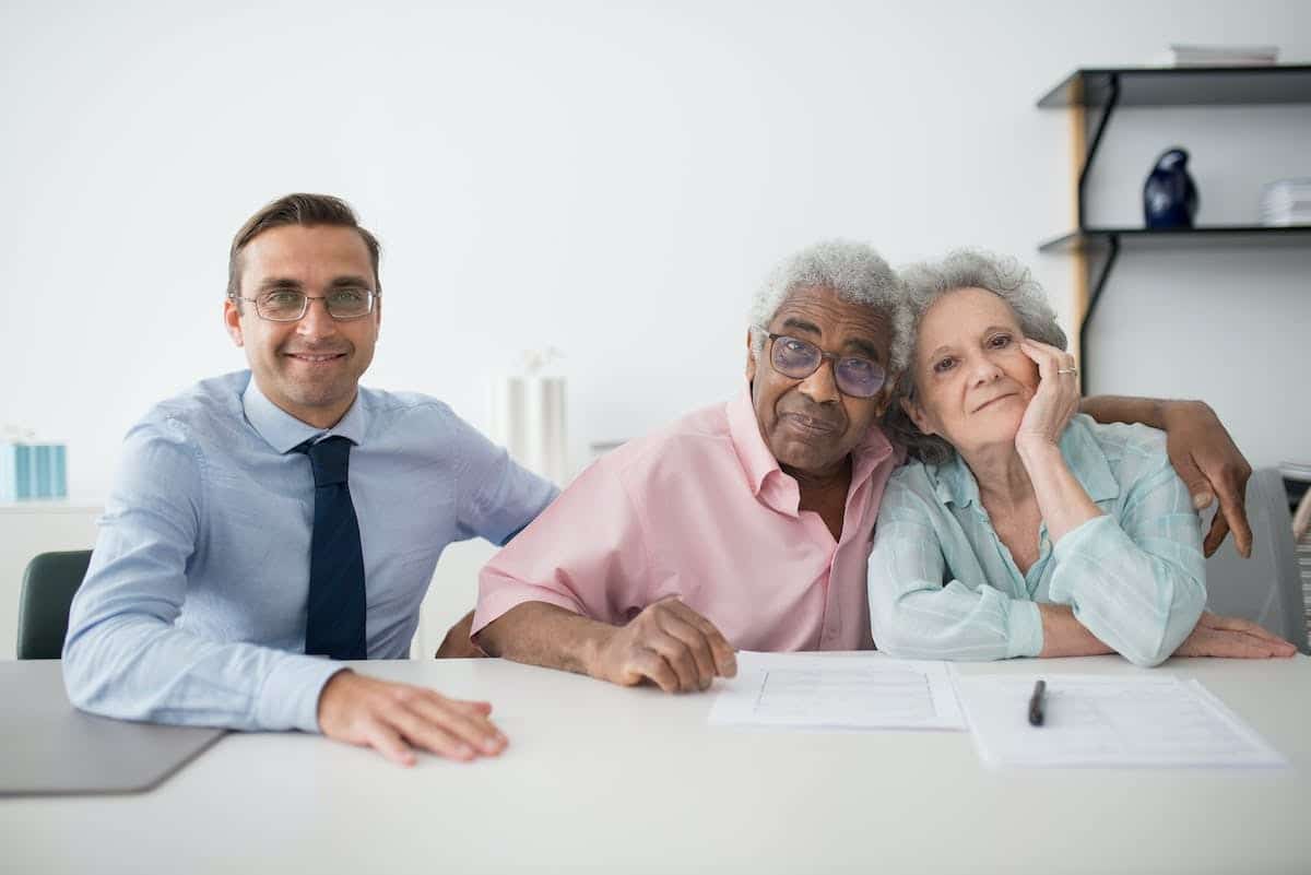 Organiser la fin de vie des seniors : découvrir les options possibles