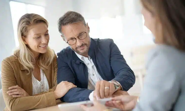 Conseils pratiques pour surmonter les défis de la retraite