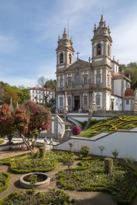 Conseils pour choisir le monte-escalier adapté à votre maison