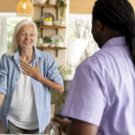 Services à la personne à Poitiers : comment simplifier le quotidien des seniors en 2026